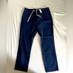 Brand new! Great pant if you want to dress it down or up! Comfortable stretch!
